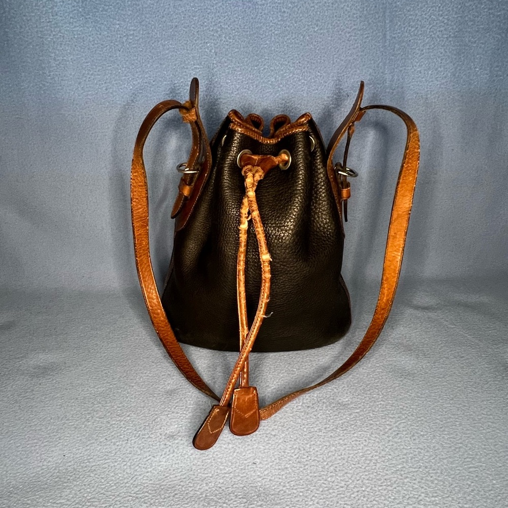 Dooney & Bourke Purse